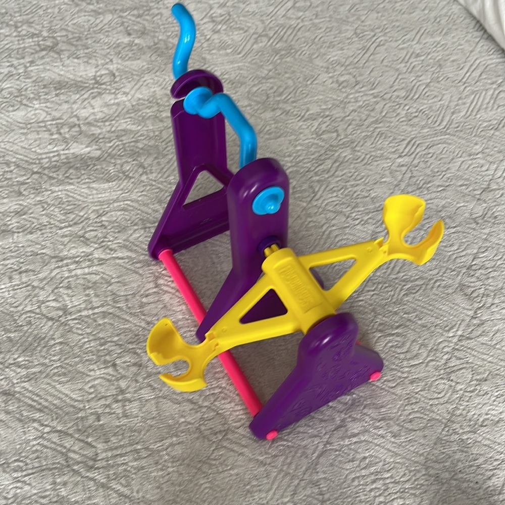 FINGERLINGS - Picture 2 of 4
